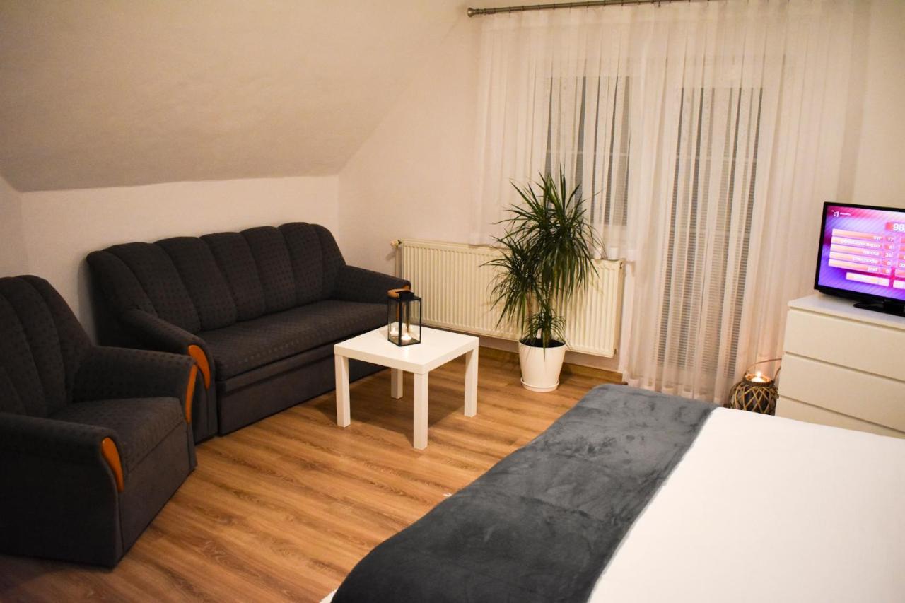 Apartamento Privát Harenčár Stará Lesná Exterior foto